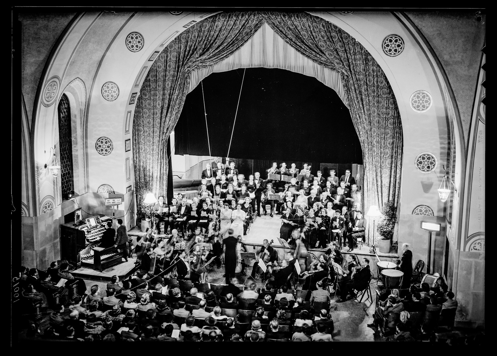 Crawford McNair conducting  the PBS Choral Society and the PBS Orchestra, debut concert, YMCA, November 22, 1938